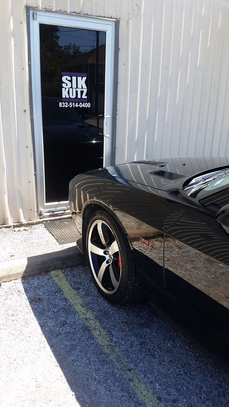 Sik Kutz Barbershop | 123 W Gulf Ave, Baytown, TX 77520 | Phone: (832) 514-0400