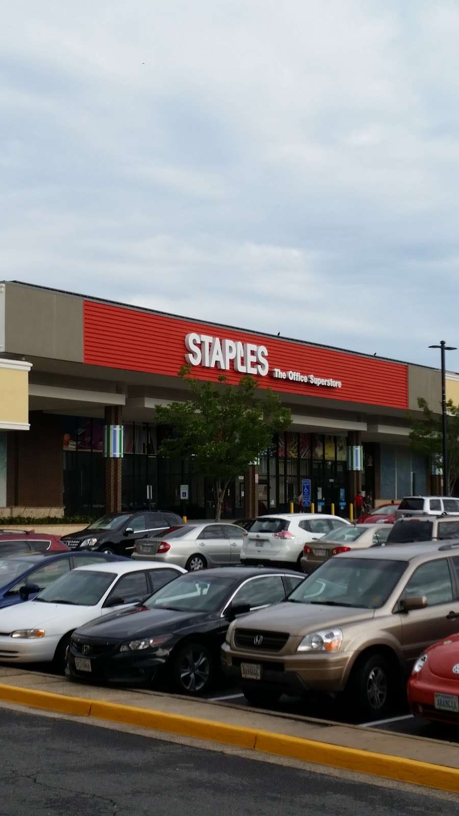 Staples | 9230 Old Keene Mill Rd, Burke, VA 22015 | Phone: (703) 440-0359