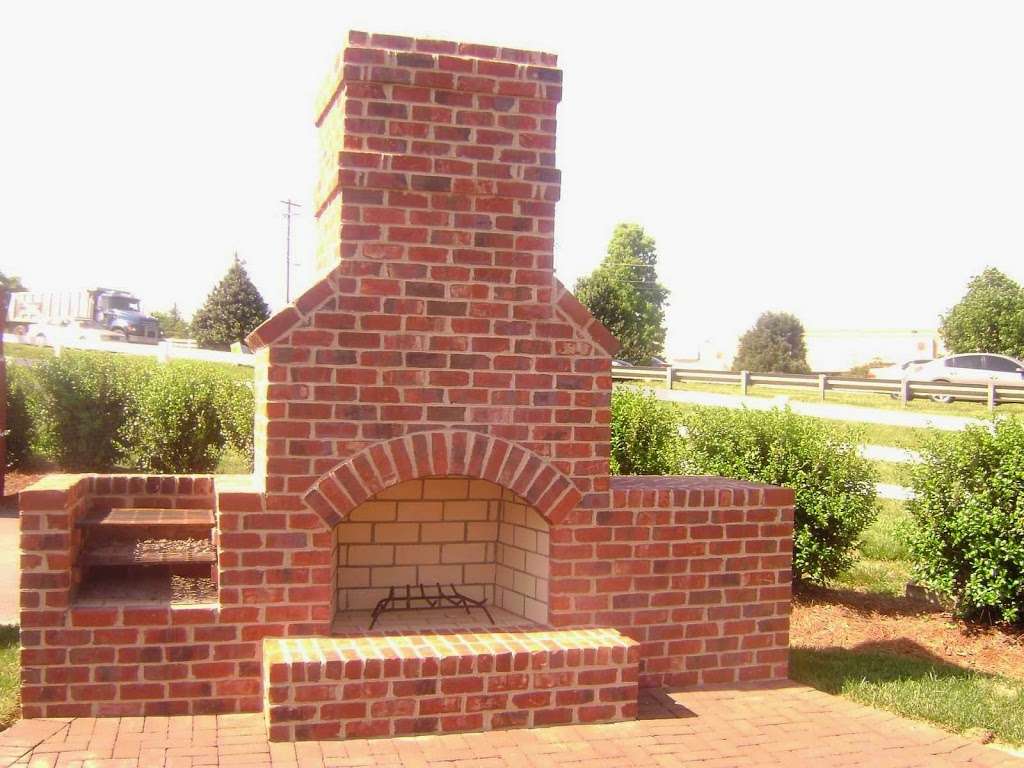 Christians Brick & Concrete | 13911 Woodstar Rd, Matthews, NC 28105, USA | Phone: (704) 207-3890