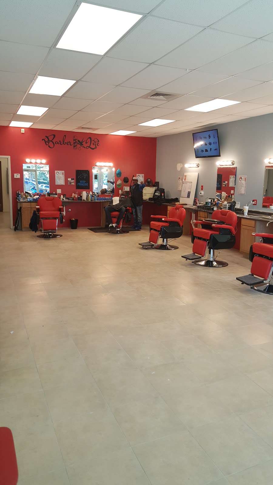 Perfections Barber Lounge | 231 Mt Holly-Huntersville Rd, Charlotte, NC 28214, USA | Phone: (704) 601-5588