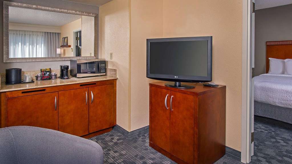 Courtyard by Marriott Charlotte University Research Park | 333 W W.T.Harris Blvd, Charlotte, NC 28262, USA | Phone: (704) 549-4888