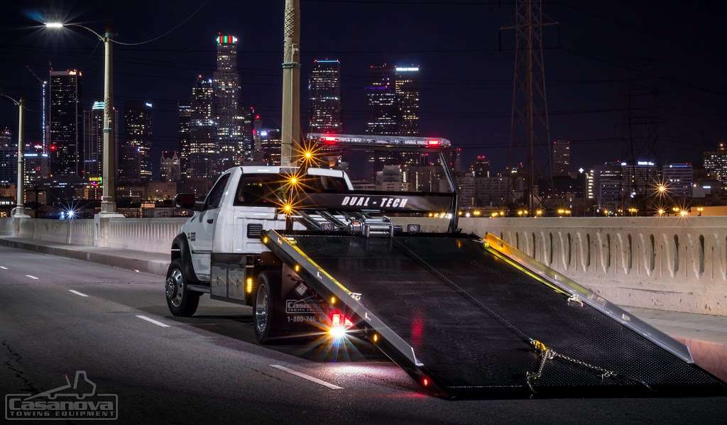 Casanova Towing Equipment | 417 E Euclid Ave, Compton, CA 90222, USA | Phone: (310) 638-9715