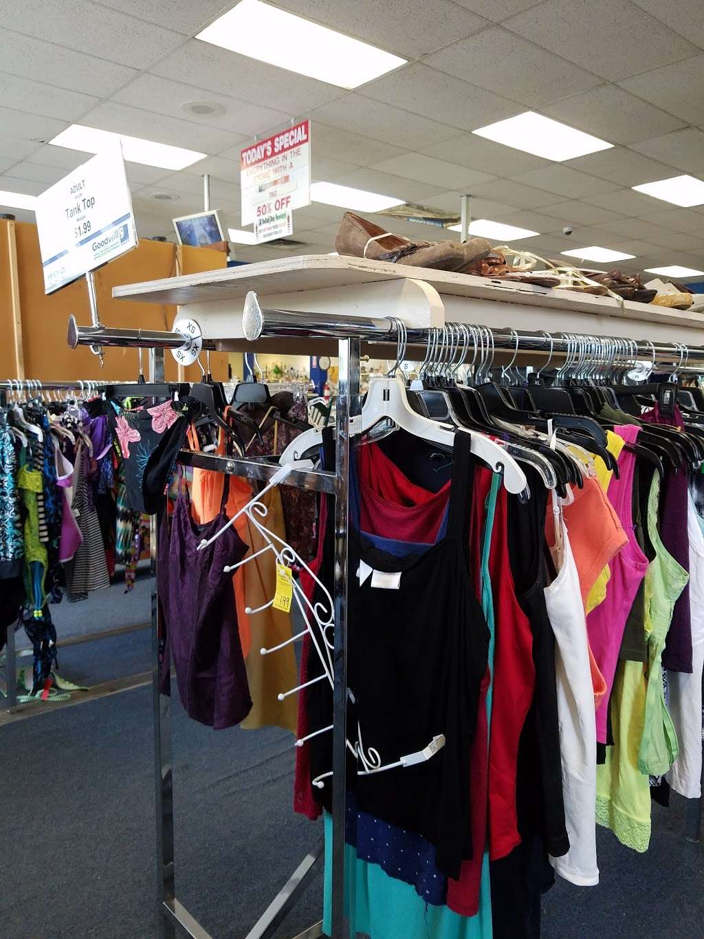 Goodwill | 594 US-206, Bordentown, NJ 08505, USA | Phone: (609) 291-0099