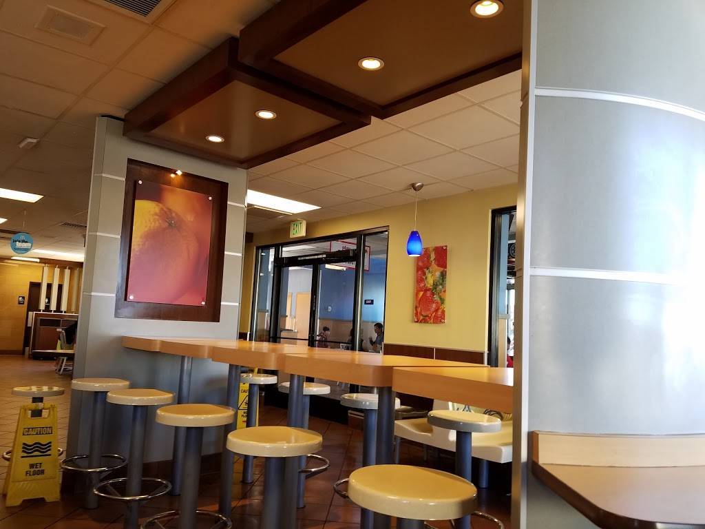 McDonalds | 3302 E Anaheim Blvd, Long Beach, CA 90804, USA | Phone: (562) 494-3939