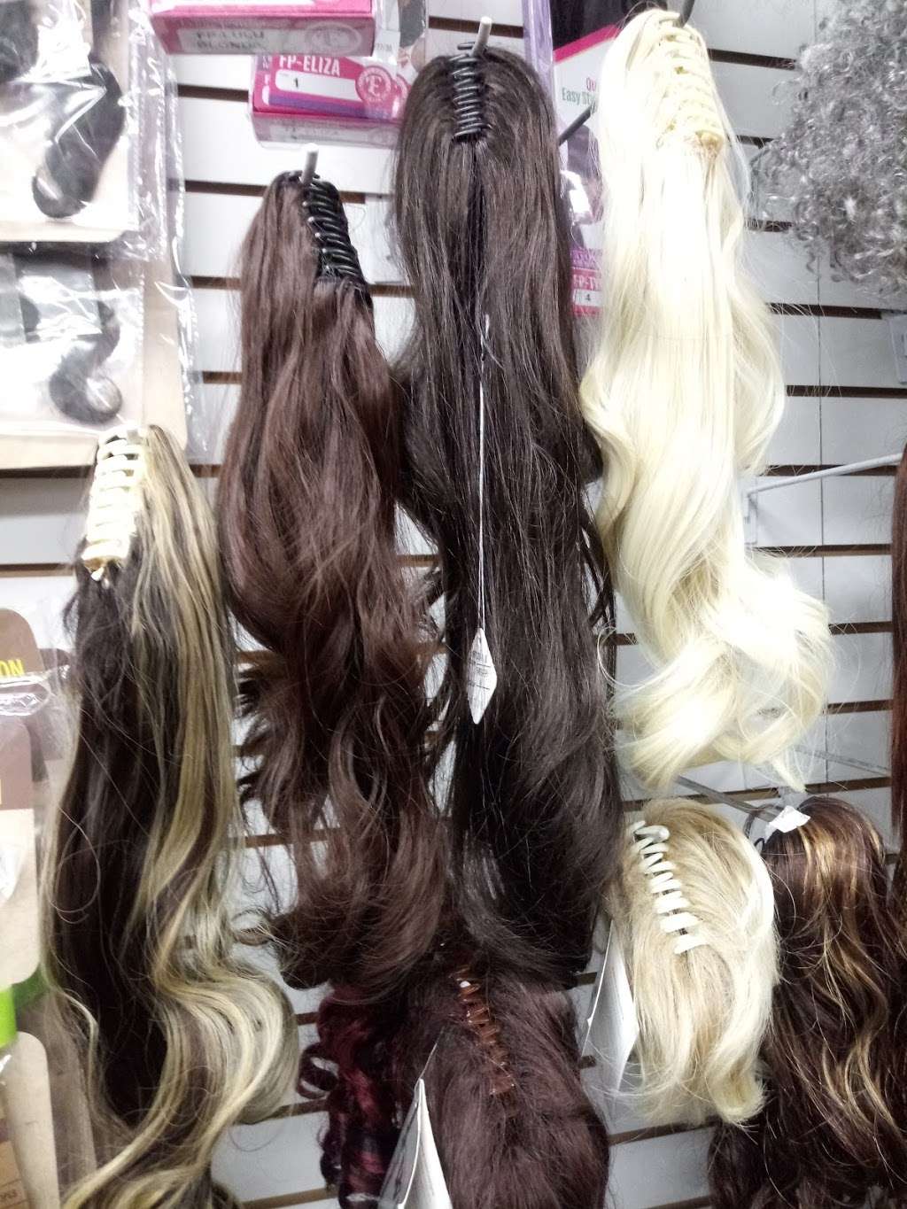 Kim Beauty Supply and Salon | 16960 E Foothill Blvd C2, Fontana, CA 92335, USA | Phone: (909) 357-8370