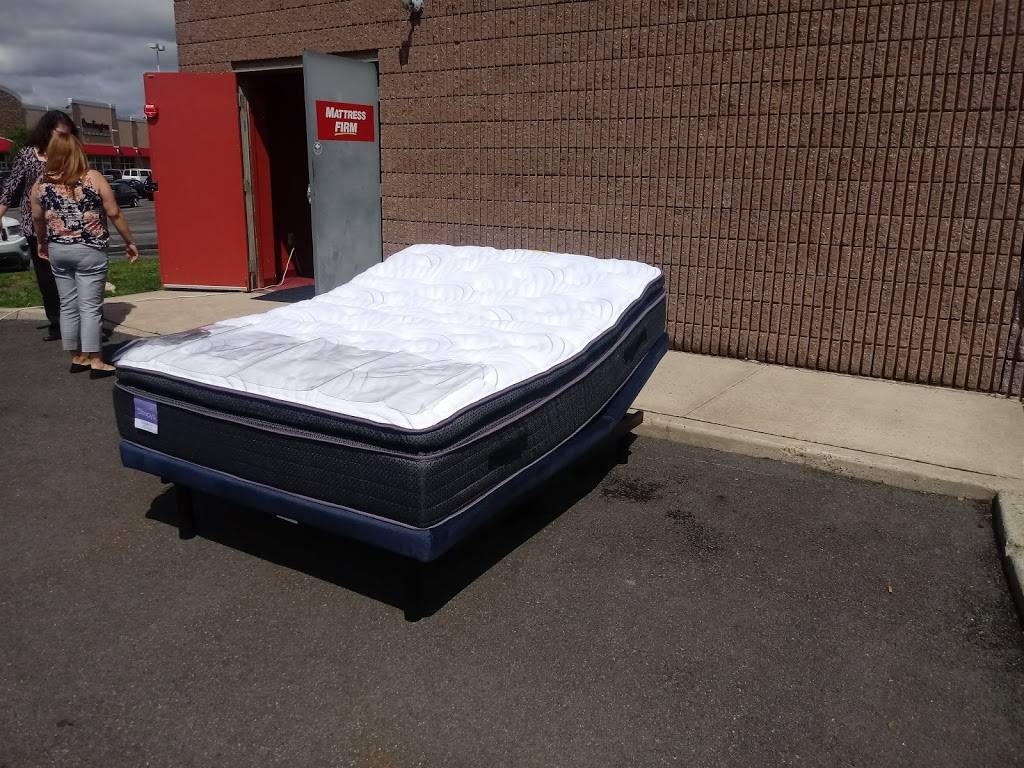 Mattress Firm Clearance | 1601 W Edgar Rd Ste 4, Linden, NJ 07036, USA | Phone: (908) 862-2712