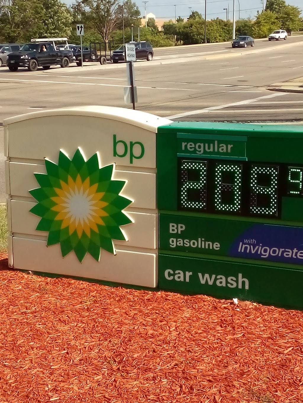 bp | 8400 Reading Rd, Cincinnati, OH 45215, USA | Phone: (513) 834-5537