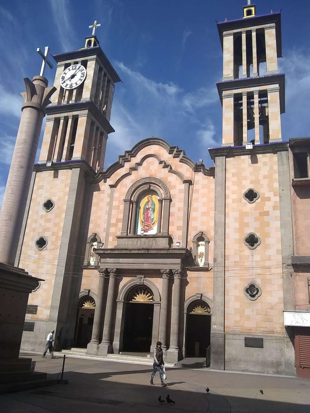 Catedral Metropolitana de Nuestra Señora de Guadalupe | C. 2da. Benito Juárez 7982, esq. con Niños Héroes, Centro, 22000 Tijuana, B.C., Mexico | Phone: 664 685 3026