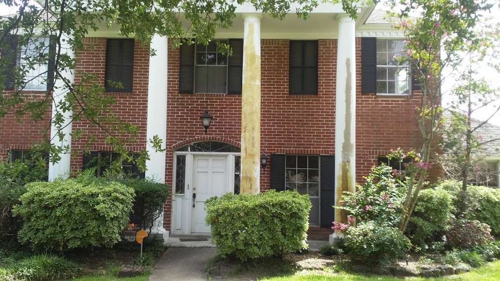 Palace Inn Baytown @ TX-330 Spur & Rollingbrook | 3810 Decker Dr, Baytown, TX 77520, USA | Phone: (281) 424-2222