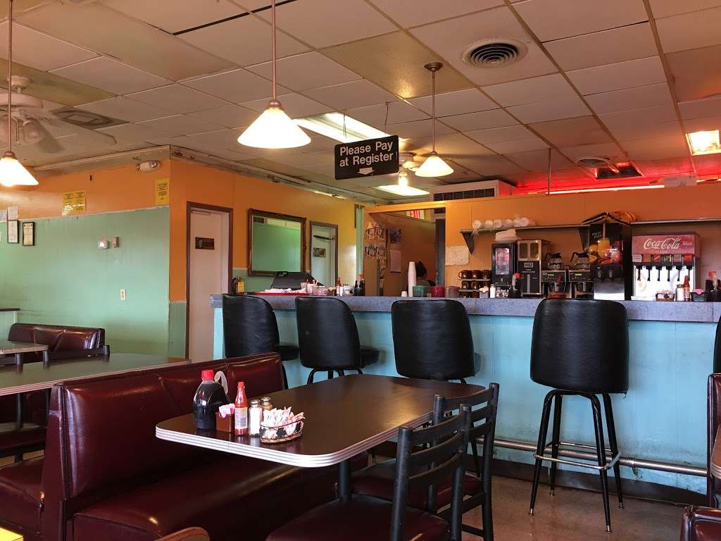 Toms Diner | 9003 Centreville Rd, Manassas, VA 20110, USA | Phone: (703) 361-7474