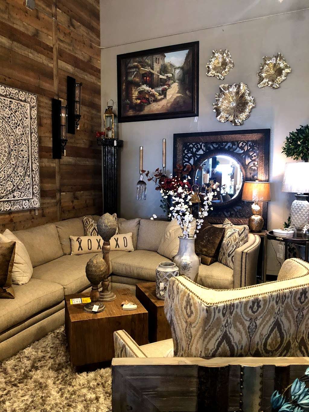 Interior Accents | 25135 Madison Ave, Murrieta, CA 92562, USA | Phone: (951) 461-1499