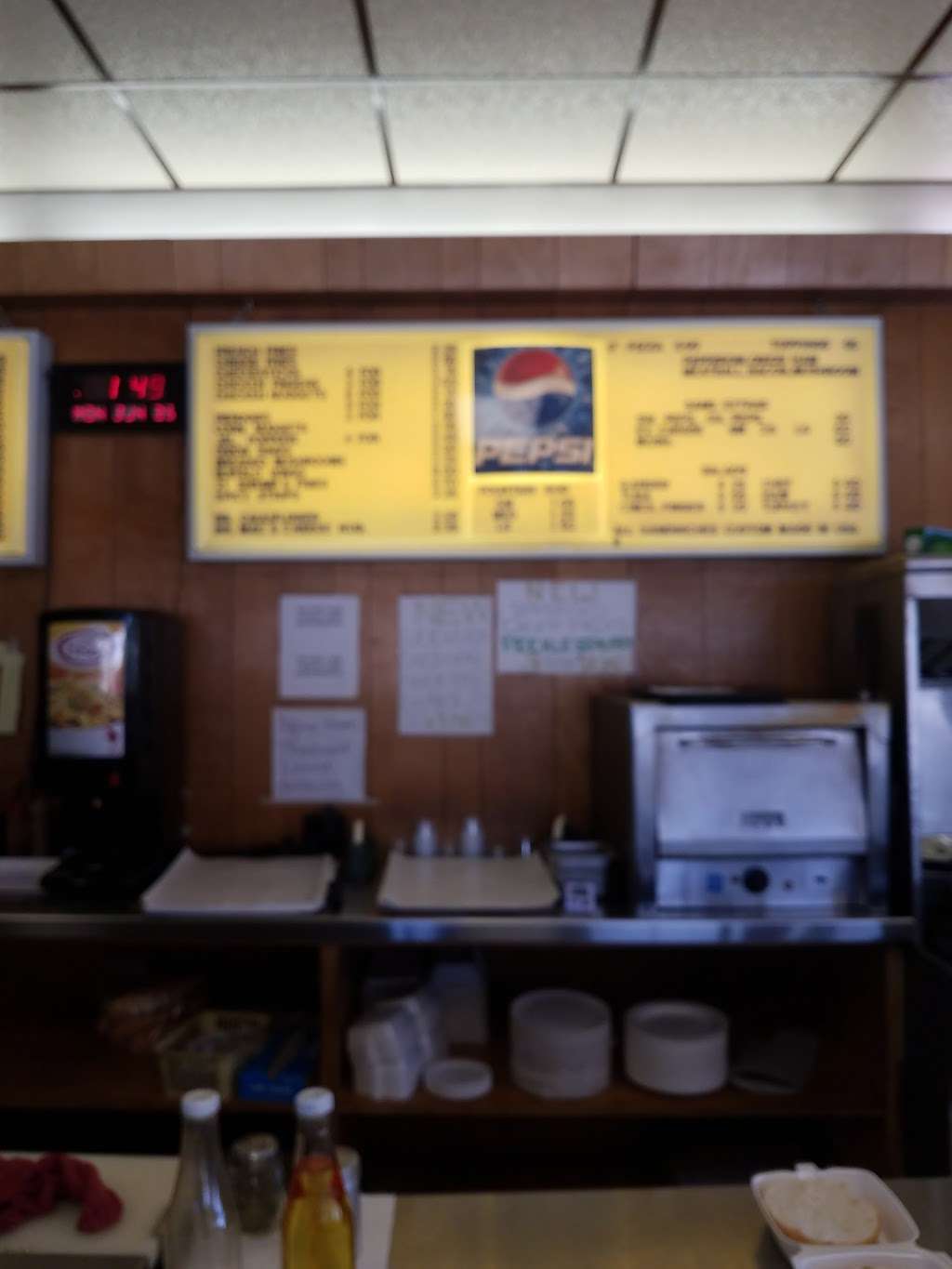 Mikes Sandwich Shop | 1755 Centre Ave, Reading, PA 19601, USA | Phone: (610) 374-2626