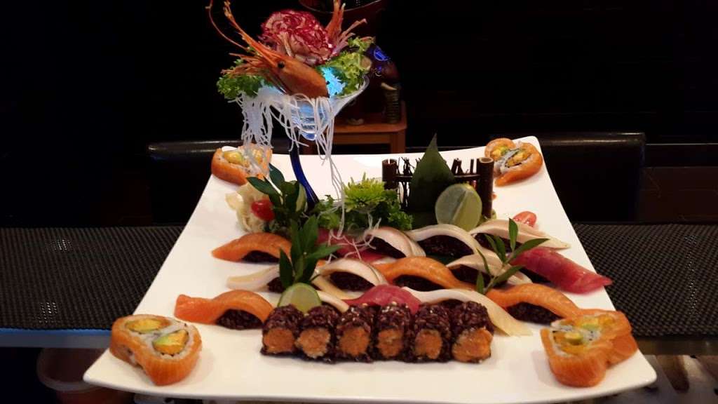 Good Fortune Sushi Bar & Restaurant | 42864 Truro Parish Dr, Ashburn, VA 20148, USA | Phone: (703) 729-8228