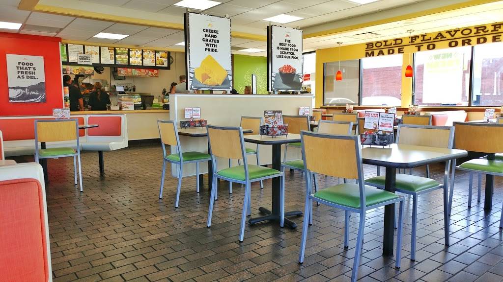 Del Taco | 3190 Pacific Coast Hwy, Long Beach, CA 90804, USA | Phone: (562) 597-4784