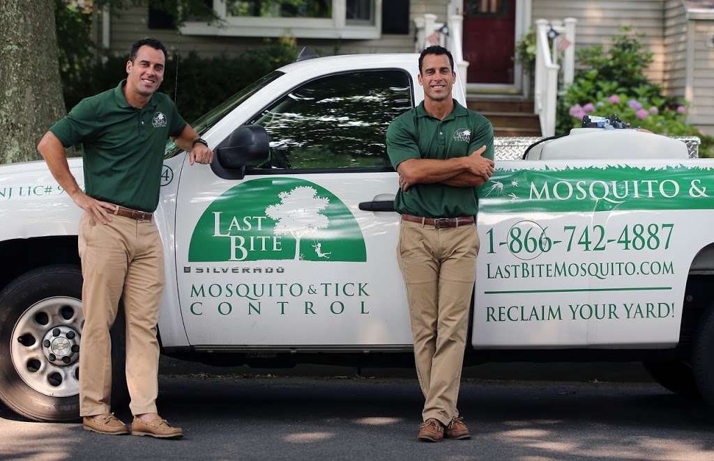 Last Bite Mosquito and Tick Control | 7 Appaloosa Dr, Manalapan Township, NJ 07726, USA | Phone: (866) 742-4887