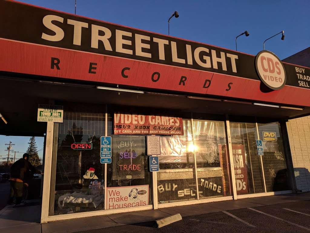 Streetlight Records | 980 S Bascom Ave, San Jose, CA 95128, USA | Phone: (408) 292-1404