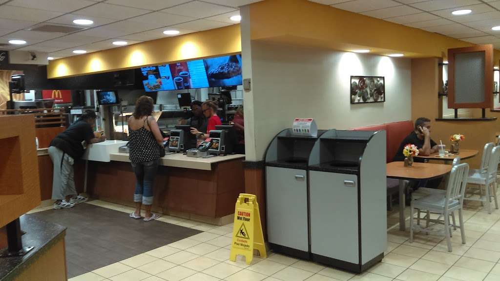 McDonalds | 43 Borrelli Blvd, Paulsboro, NJ 08066, USA | Phone: (856) 423-4783