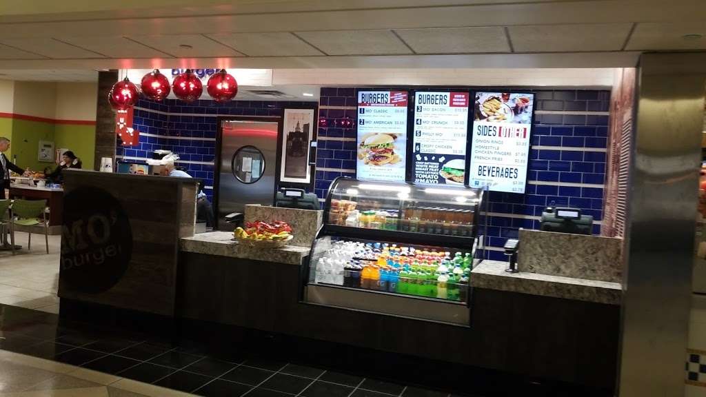 Mo Burger | Philadelphia Internal Airport, Terminal D 8500, Essington Ave, Philadelphia, PA 19153, USA | Phone: (215) 824-5383