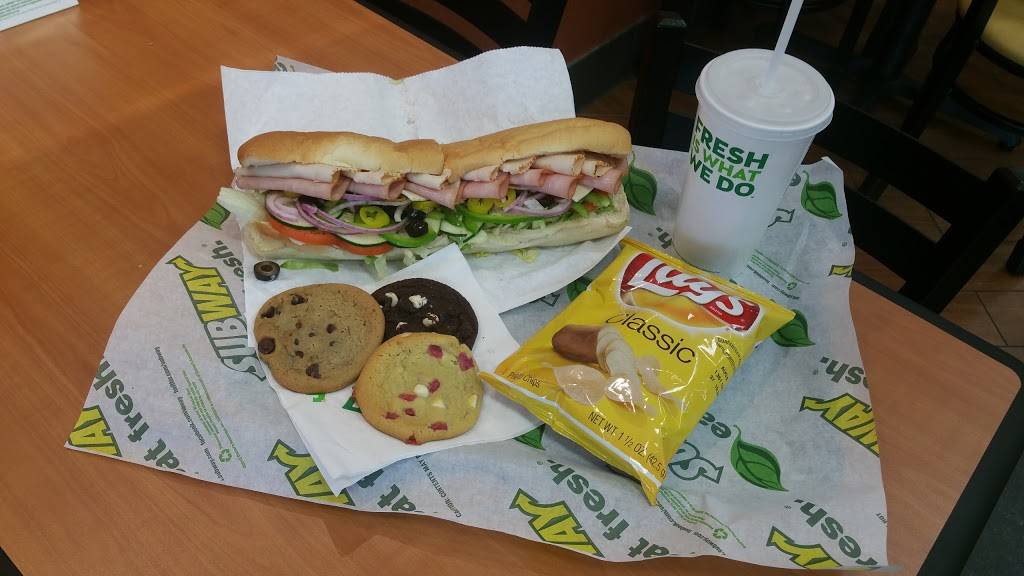 Subway | 9513 E Fowler Ave, Thonotosassa, FL 33592, USA | Phone: (813) 982-9222