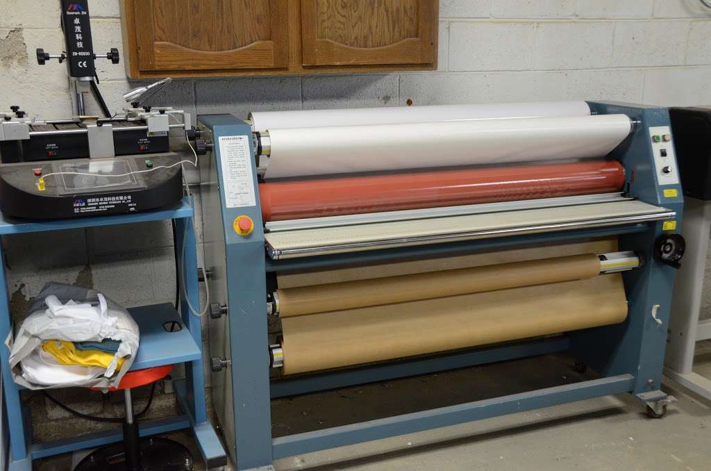 Graphic Sign Shop | 1200 15th Ave, Union Grove, WI 53182, USA | Phone: (262) 878-5902