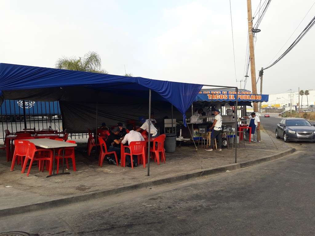 Tacos De Birria El Poblano | Lago Sur, 22217 Tijuana, B.C., Mexico