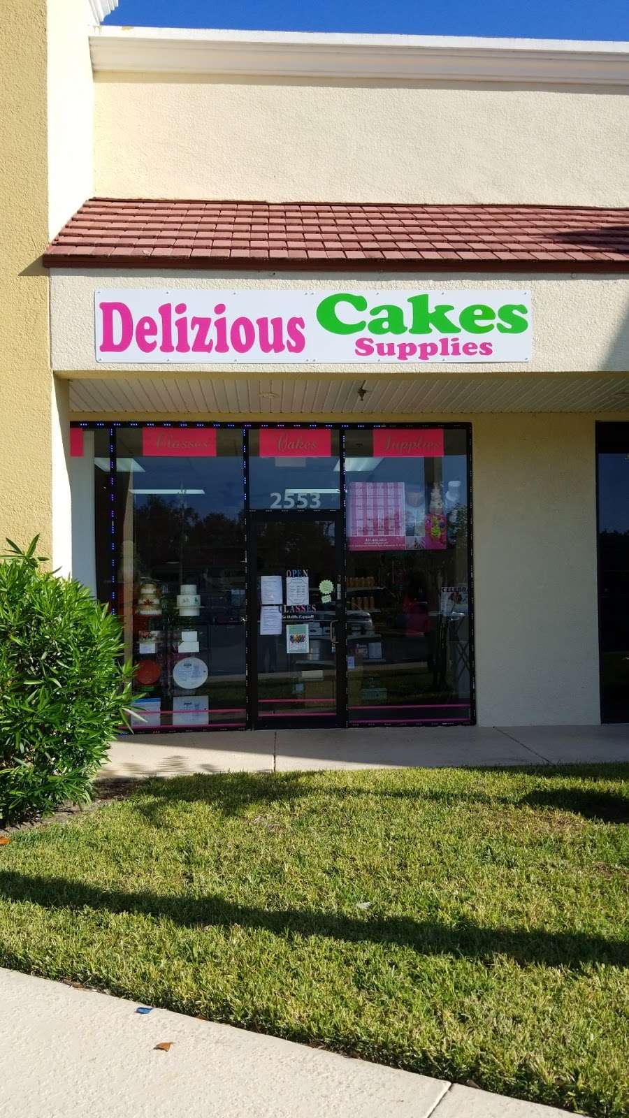 Delizious Cakes & Supplies | 2553 E Irlo Bronson Memorial Hwy, Kissimmee, FL 34744, USA | Phone: (407) 483-3531