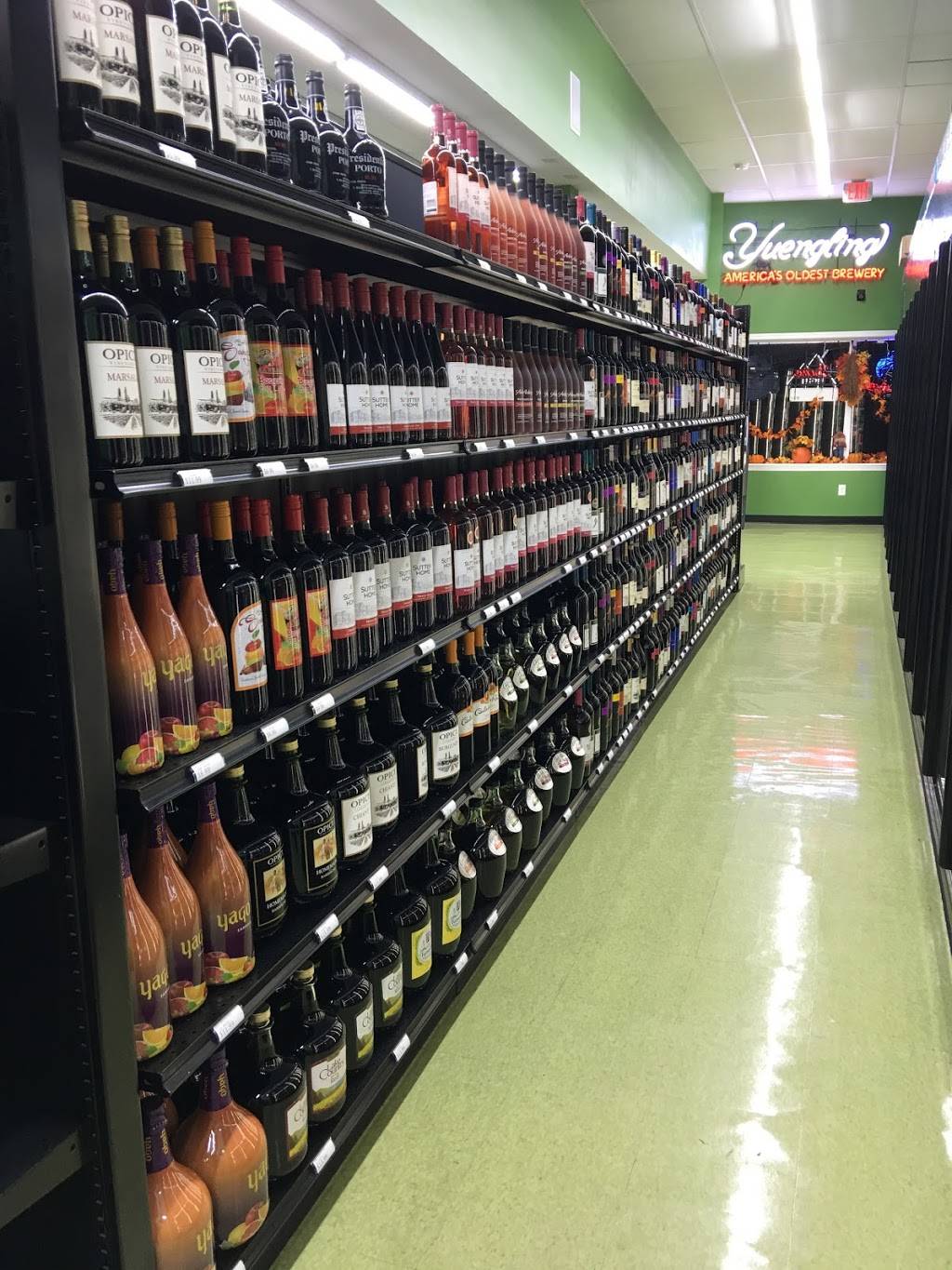 Wine Shop | 434 Hackensack St, Carlstadt, NJ 07072, USA | Phone: (201) 933-9009