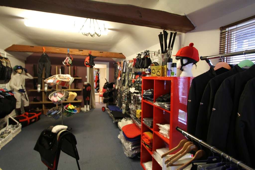 Porto Polo Racing Unit1 Carewell Barn St Piers
