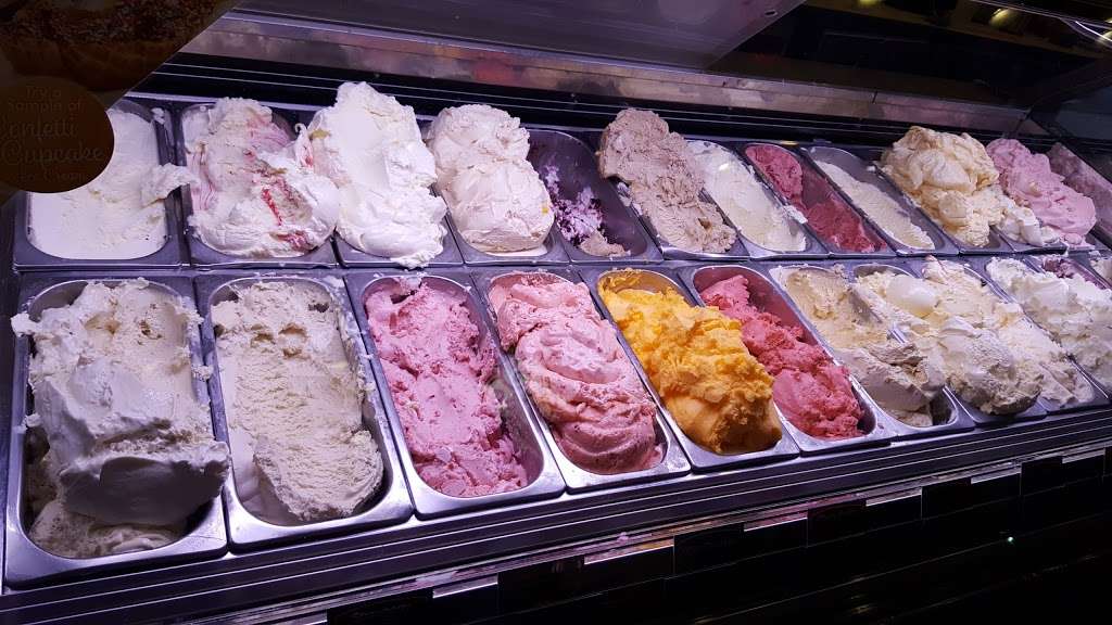 Cold Stone Creamery | 6 Broadway, Lynbrook, NY 11563 | Phone: (516) 887-5077