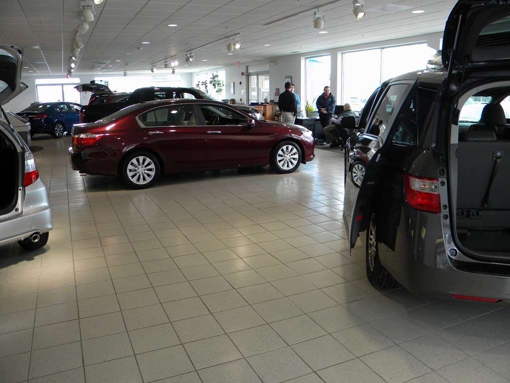 Pauly Honda | 1111 S Milwaukee Ave, Libertyville, IL 60048 | Phone: (847) 362-4300