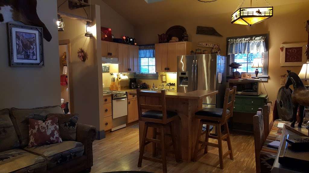 The Carriage House | 2375 Eagle Cliff Rd, Estes Park, CO 80517, USA | Phone: (970) 227-2953