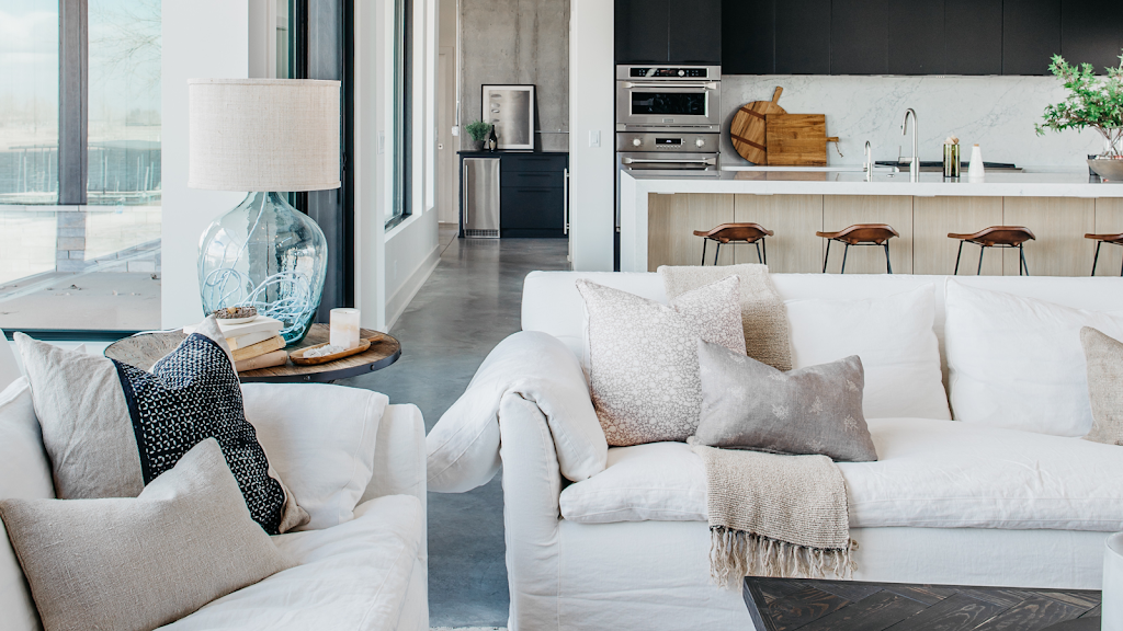 Amethyst Home | 131 S Water St, Liberty, MO 64068, USA | Phone: (913) 202-2226
