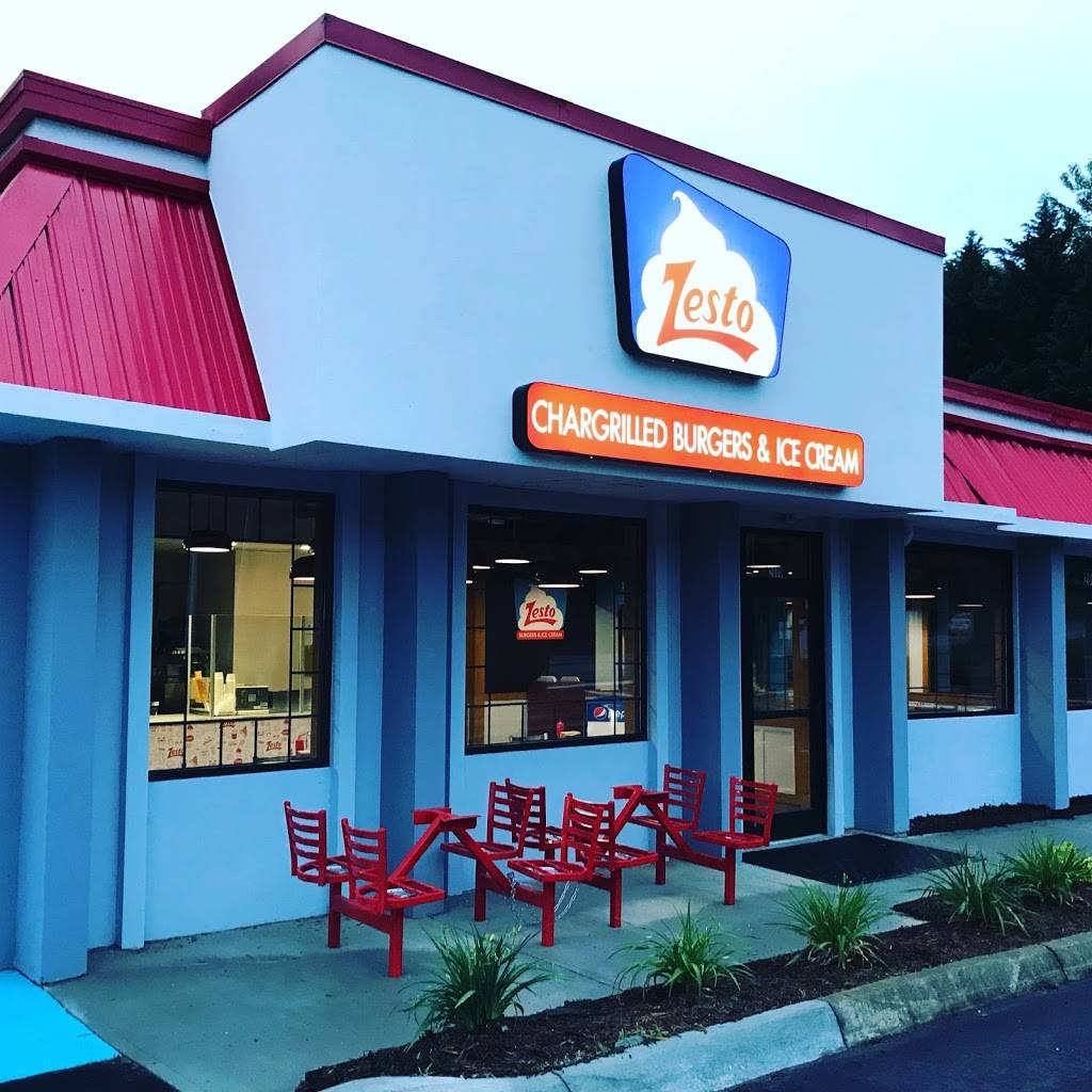 Zesto Burgers & Ice Cream | 2600 New Walkertown Rd, Winston-Salem, NC 27101, USA | Phone: (336) 793-5548