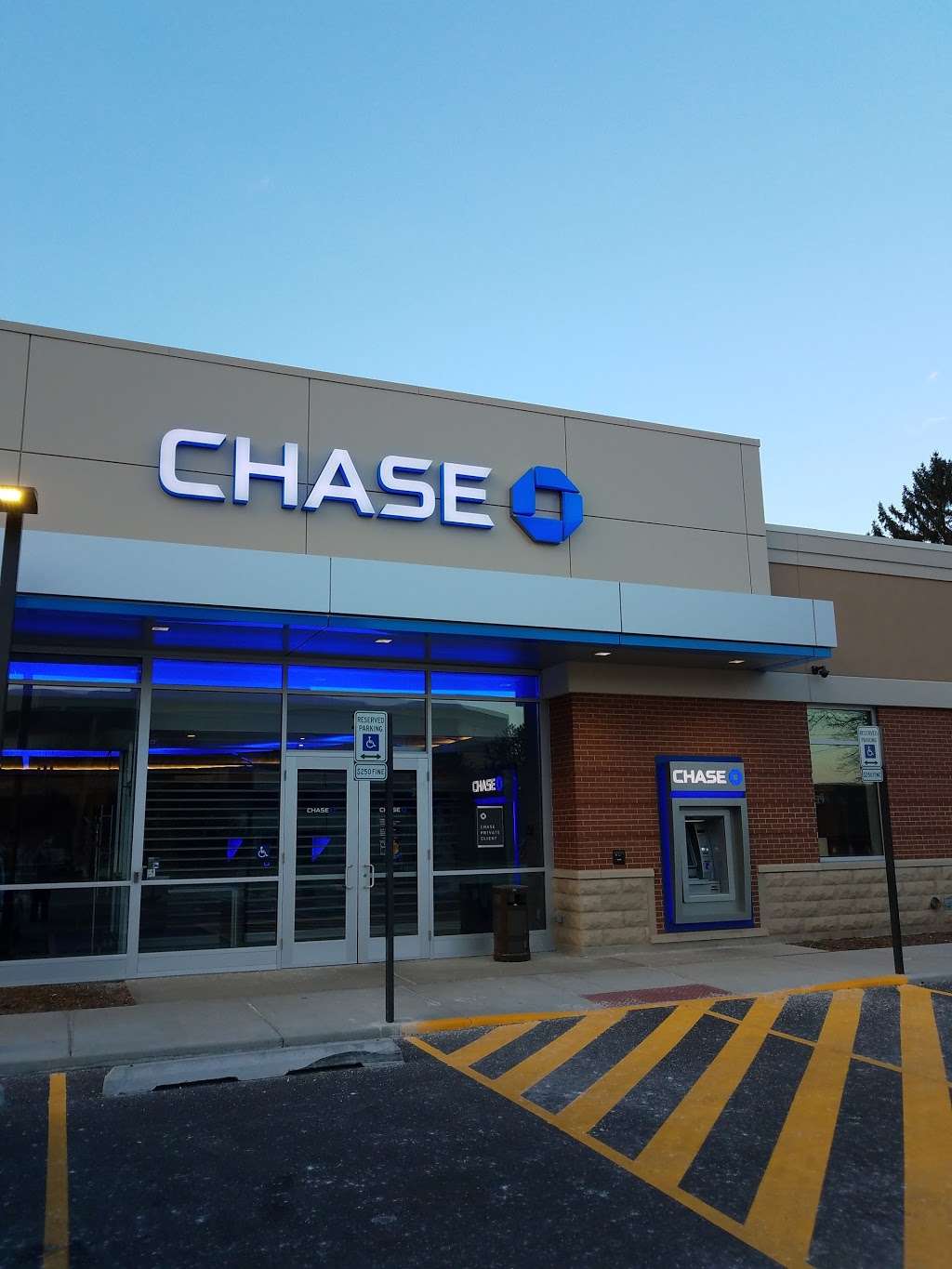 Chase Bank | 2 E Euclid Ave, Prospect Heights, IL 60070, USA | Phone: (847) 392-1600