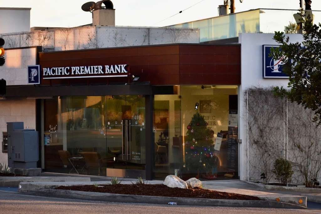 Pacific Premier Bank | 1419 Highland Ave, Manhattan Beach, CA 90266, USA | Phone: (310) 321-1419