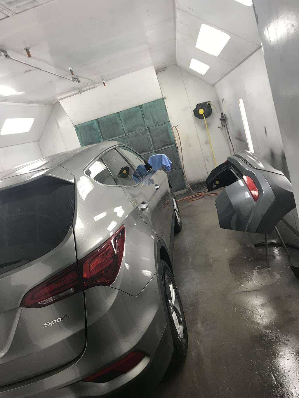 Magic Touch Auto Body | 4637 W 120th St, Alsip, IL 60803, USA | Phone: (708) 897-0296