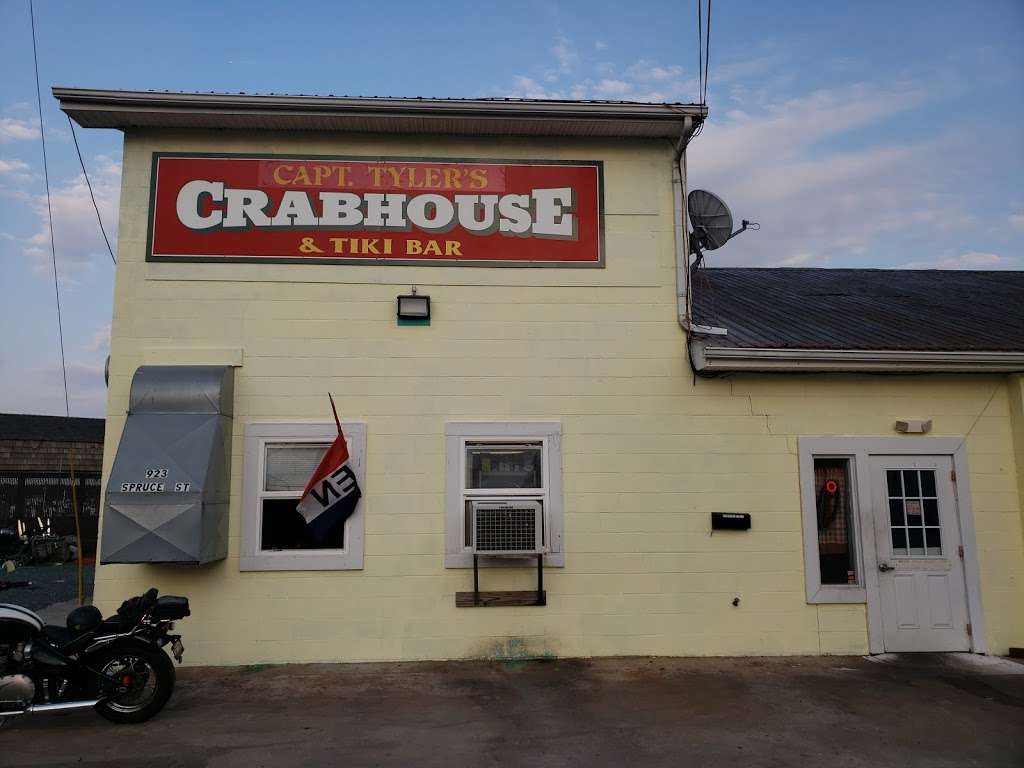 Capt. Tylers Crabhouse | 923 Spruce St, Crisfield, MD 21817, USA | Phone: (410) 968-1131