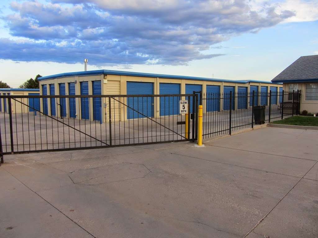 Gateway Self Storage | 2600 36th Ave, Greeley, CO 80634, USA | Phone: (970) 330-0600