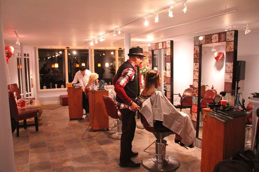 Salon Reyna | 326 Great Rd, Bedford, MA 01730 | Phone: (978) 221-6911