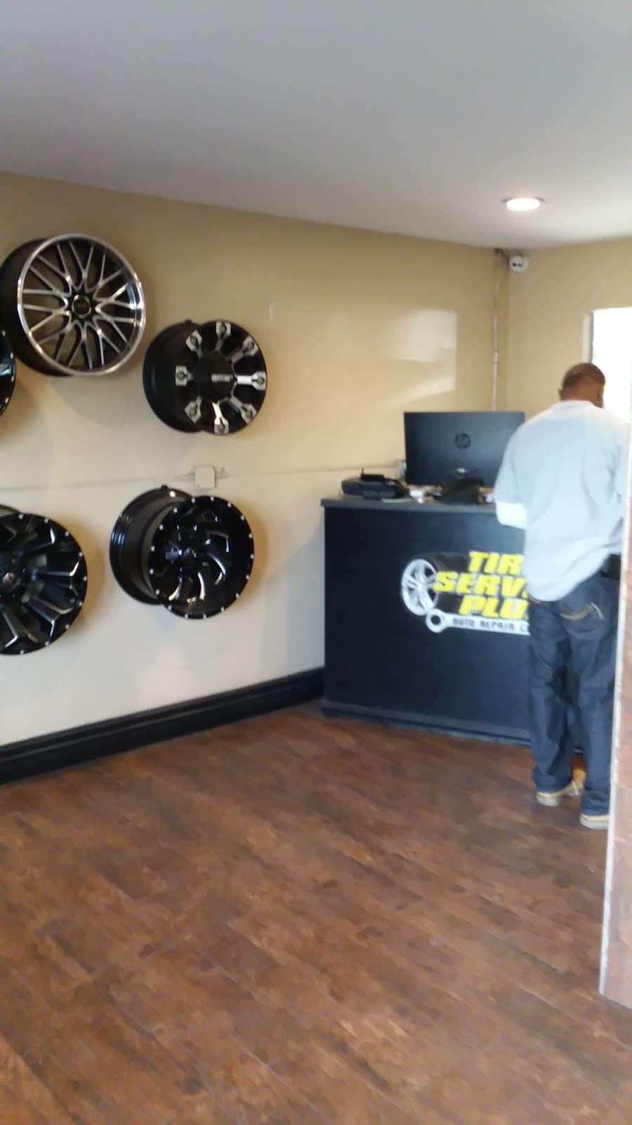 Tire Service Plus | 1224 NW Ave L, Belle Glade, FL 33430, USA | Phone: (561) 993-0907