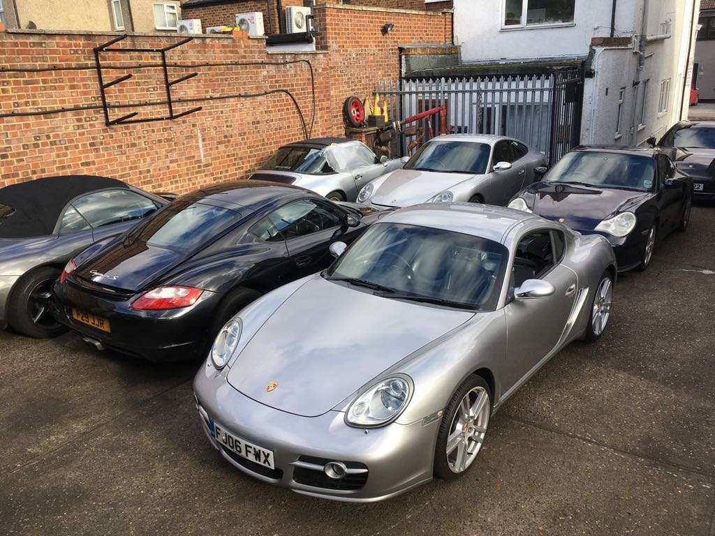 Elite Porsche | 106 Nuxley Rd, Belvedere DA17 5LD, UK | Phone: 01322 441282