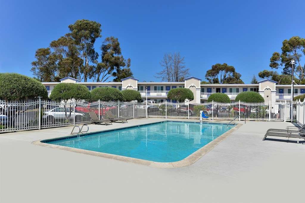 Motel 6 Vista CA | 330 Mar Vista Dr, Vista, CA 92083 | Phone: (760) 726-2900