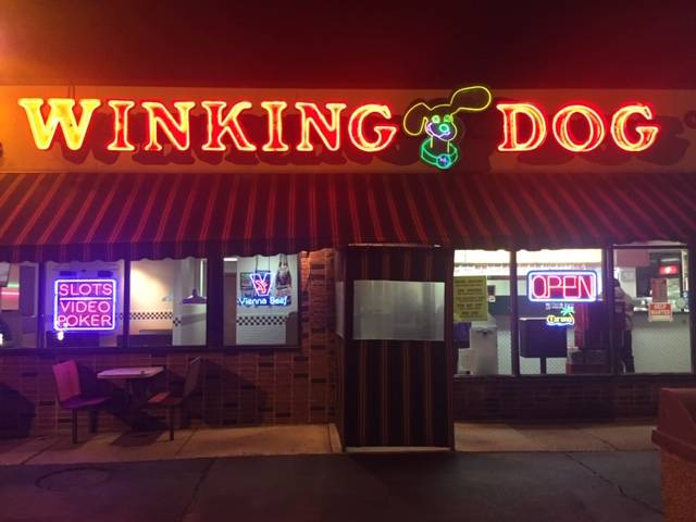 The Winking Dog | 100 North Ave, Northlake, IL 60164, USA | Phone: (708) 531-1379