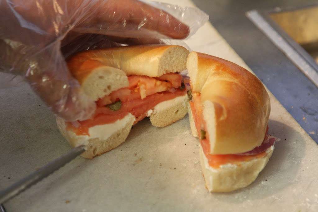 Hot Bagels Abroad | 150 Valley Rd A, Montclair, NJ 07042 | Phone: (973) 655-0400