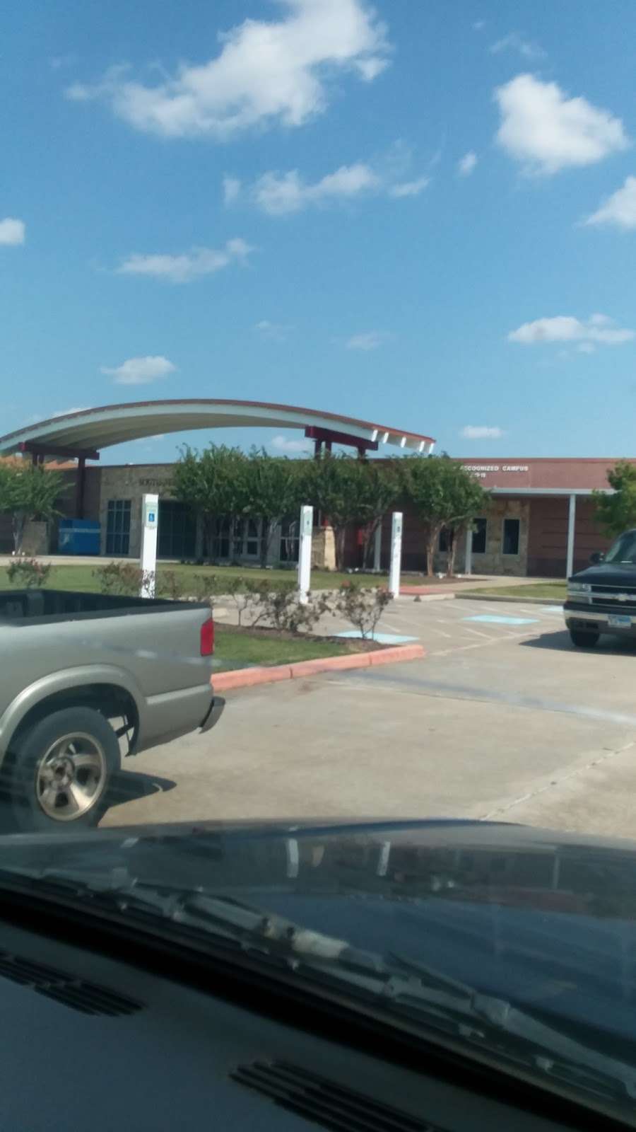 C W Cline Elementary School | 505 Briarmeadow Ave, Friendswood, TX 77546 | Phone: (281) 482-1201