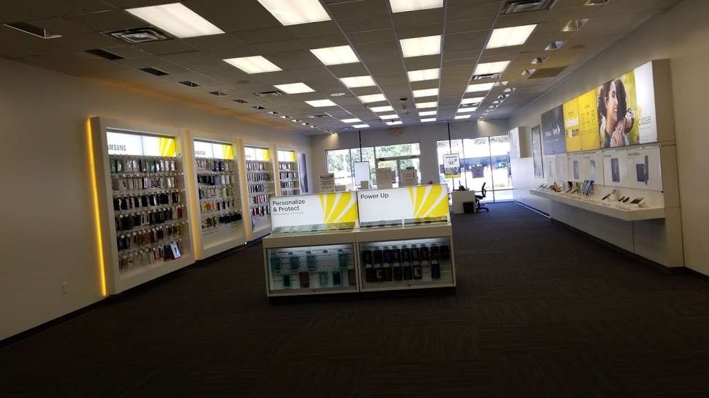 Sprint Store | 8311 E Washington St, Indianapolis, IN 46219, USA | Phone: (317) 983-6070