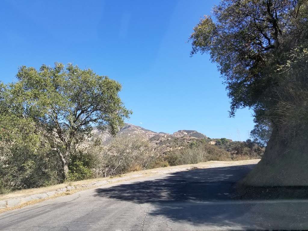 Brown Mountain Truck Trail, Altadena, CA 91001 | Brown Mountain Truck Trail, Altadena, CA 91001, USA