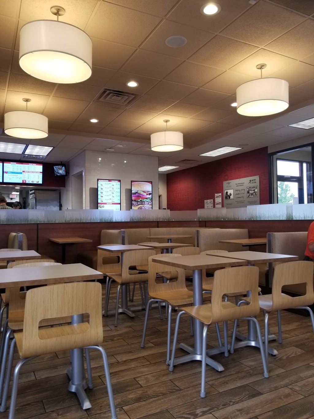 Wendys | 1500 E 104th Ave, Thornton, CO 80233, USA | Phone: (303) 252-7006