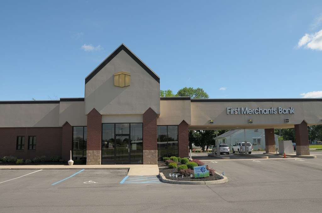 First Merchants Bank | 14500 West, Davis Dr, Daleville, IN 47334, USA | Phone: (765) 378-7077