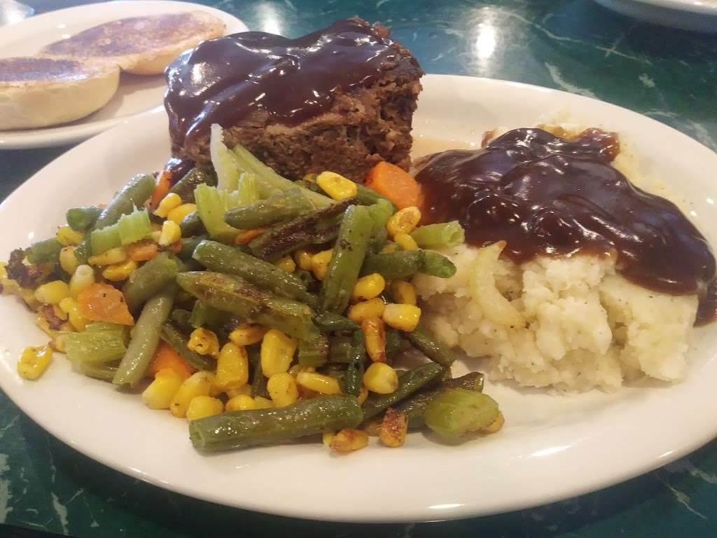 Nokesville Diner | 13063 Fitzwater Dr, Nokesville, VA 20181, USA | Phone: (703) 594-2111